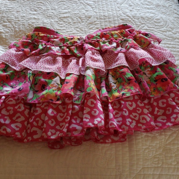 Skirt - Picture 2 of 3